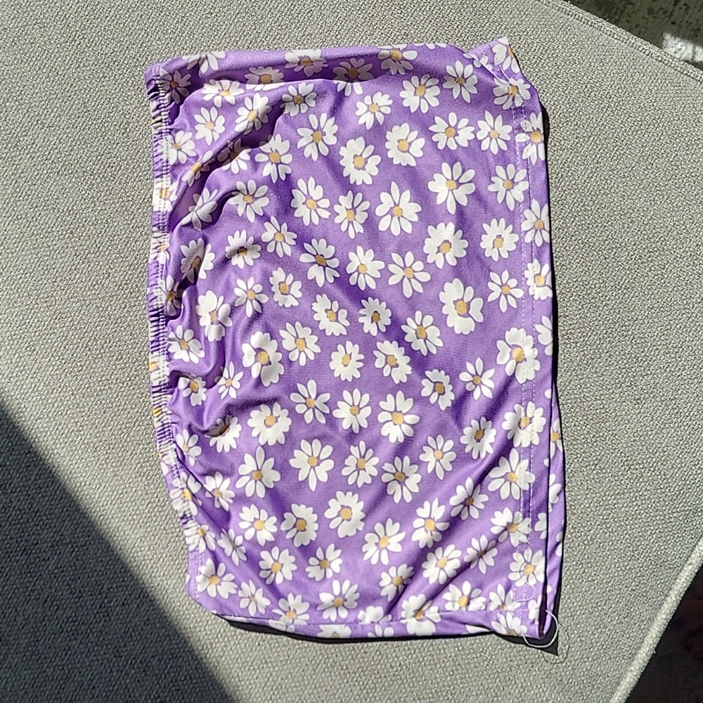 Lavender daisy tube top